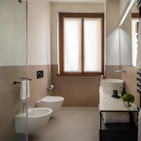 Elegant Renovated Florence