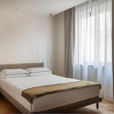 아파트 Elegant Renovated