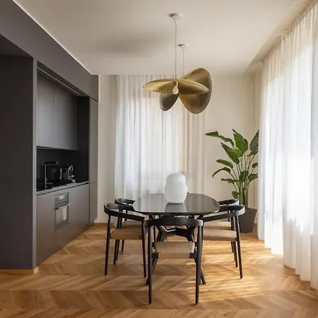 Elegant Renovated Florence