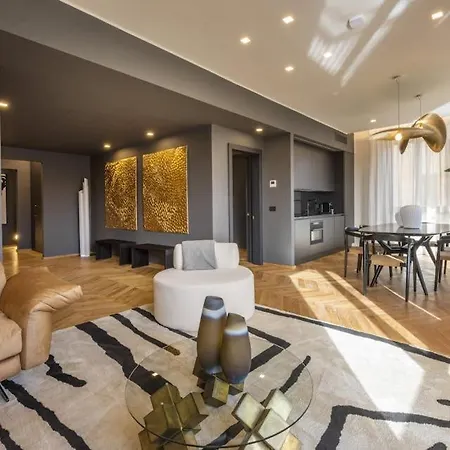Elegant Renovated Appartement Florence